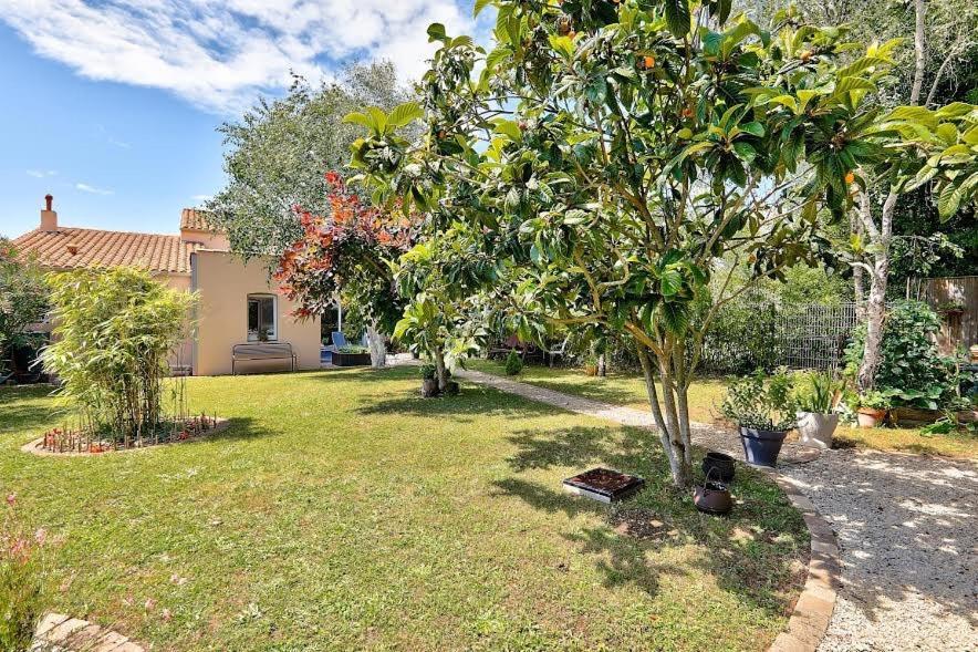 A La Rochelle Proche Velodyssee Et Parking Prive Homestay La Rochelle (Charente-Maritime)